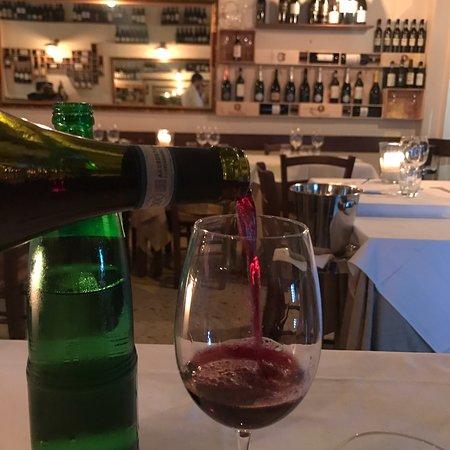 Contrario, Vineria Con Cucina